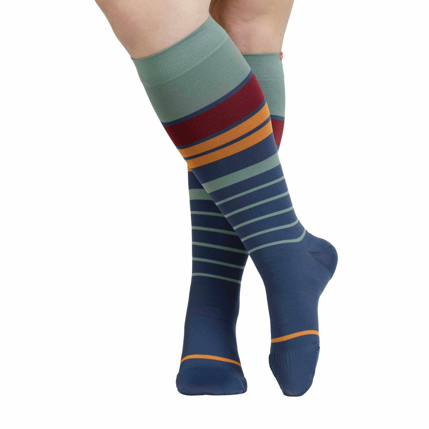 1 Pack Wide Calf Cotton Graduated Compression Socks | 15-20 mmHg