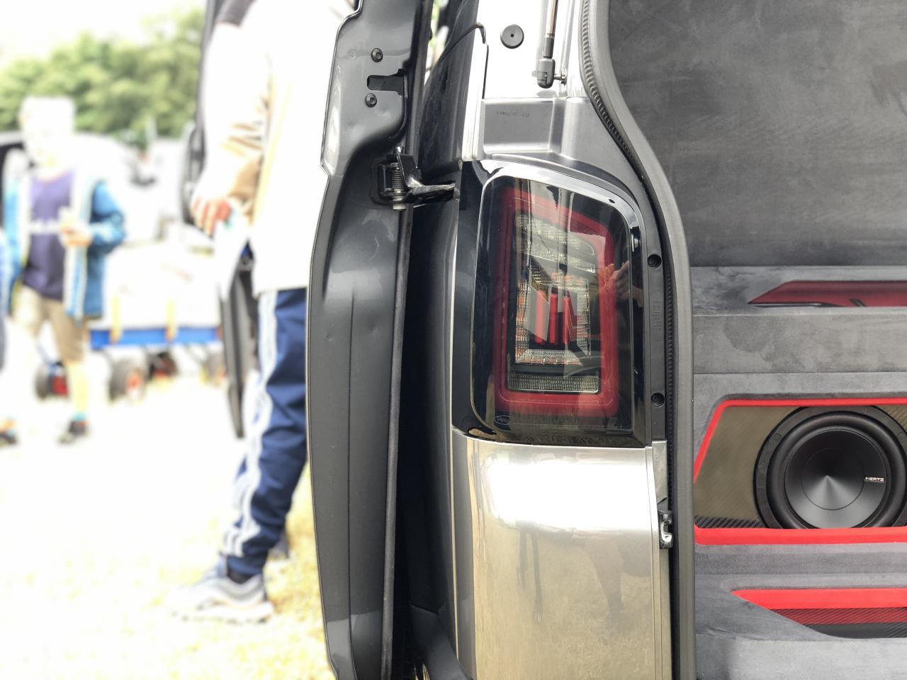 For VW T5 Transporter MK3.1 Tailgate LED Rear Lights Smoked Full Frame Light Bar Upgrade – Van-X