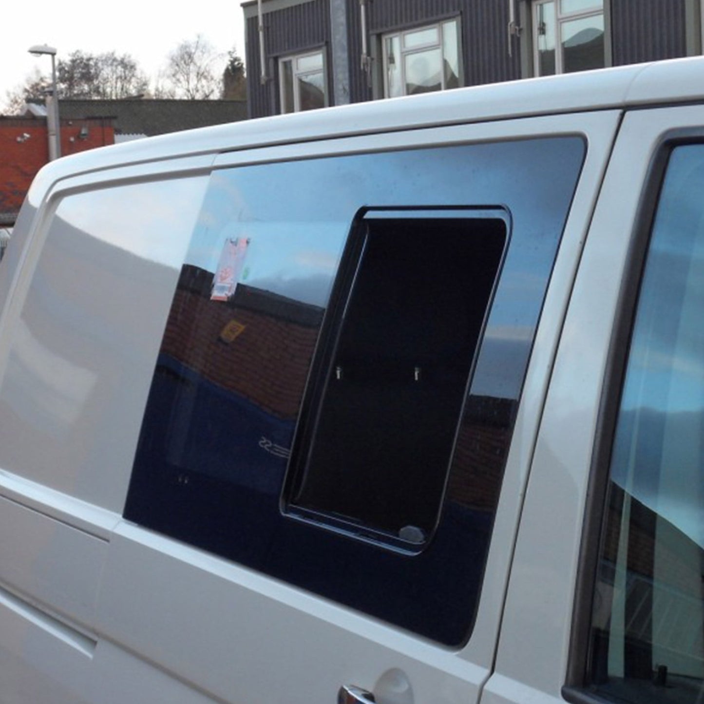 For VW T6 Transporter Sliding Side Window – Tinted Limo Glass | Van-X