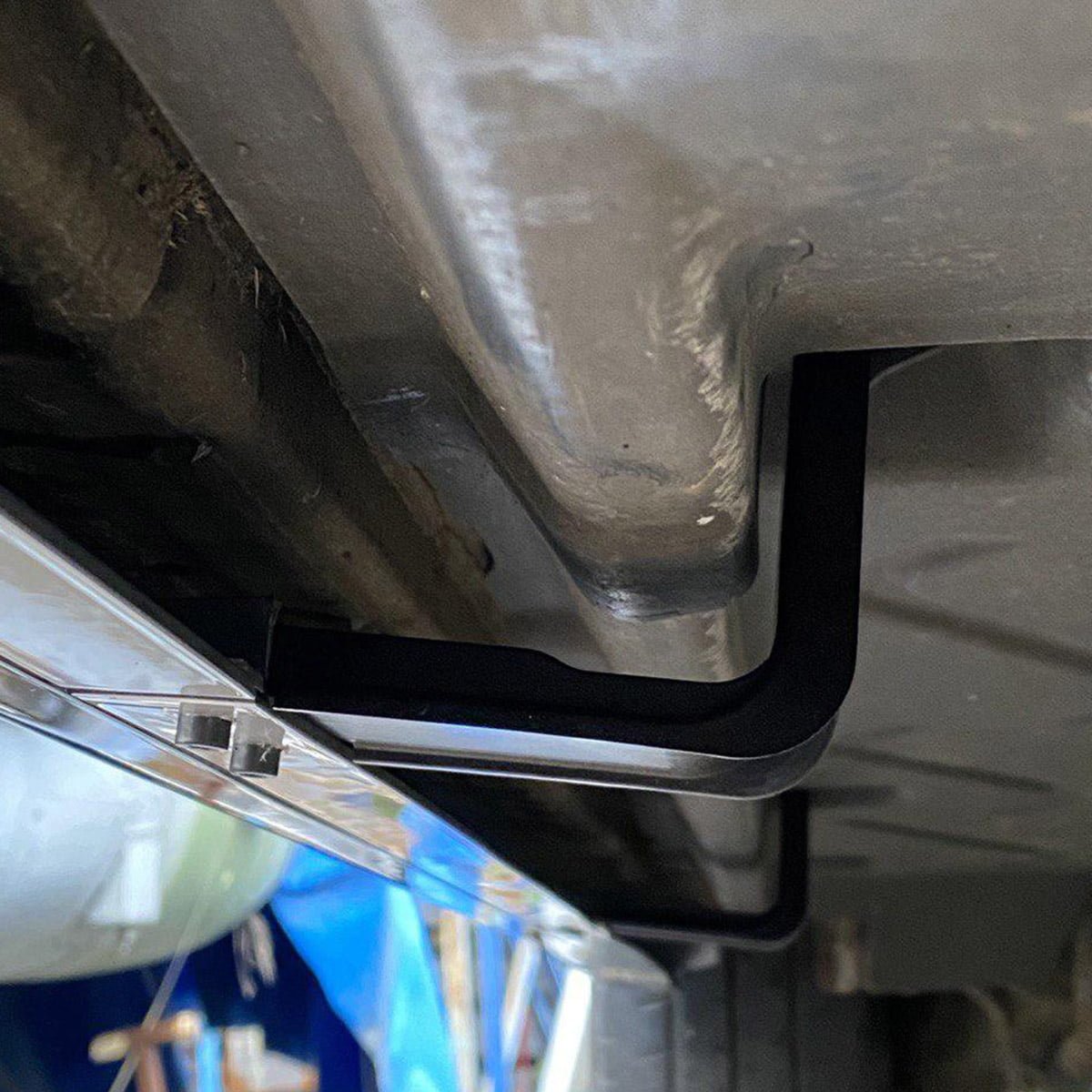 For VW T5, T5.1 SWB Side Skirts Deep Black Plastic Painted and Ready to Fit