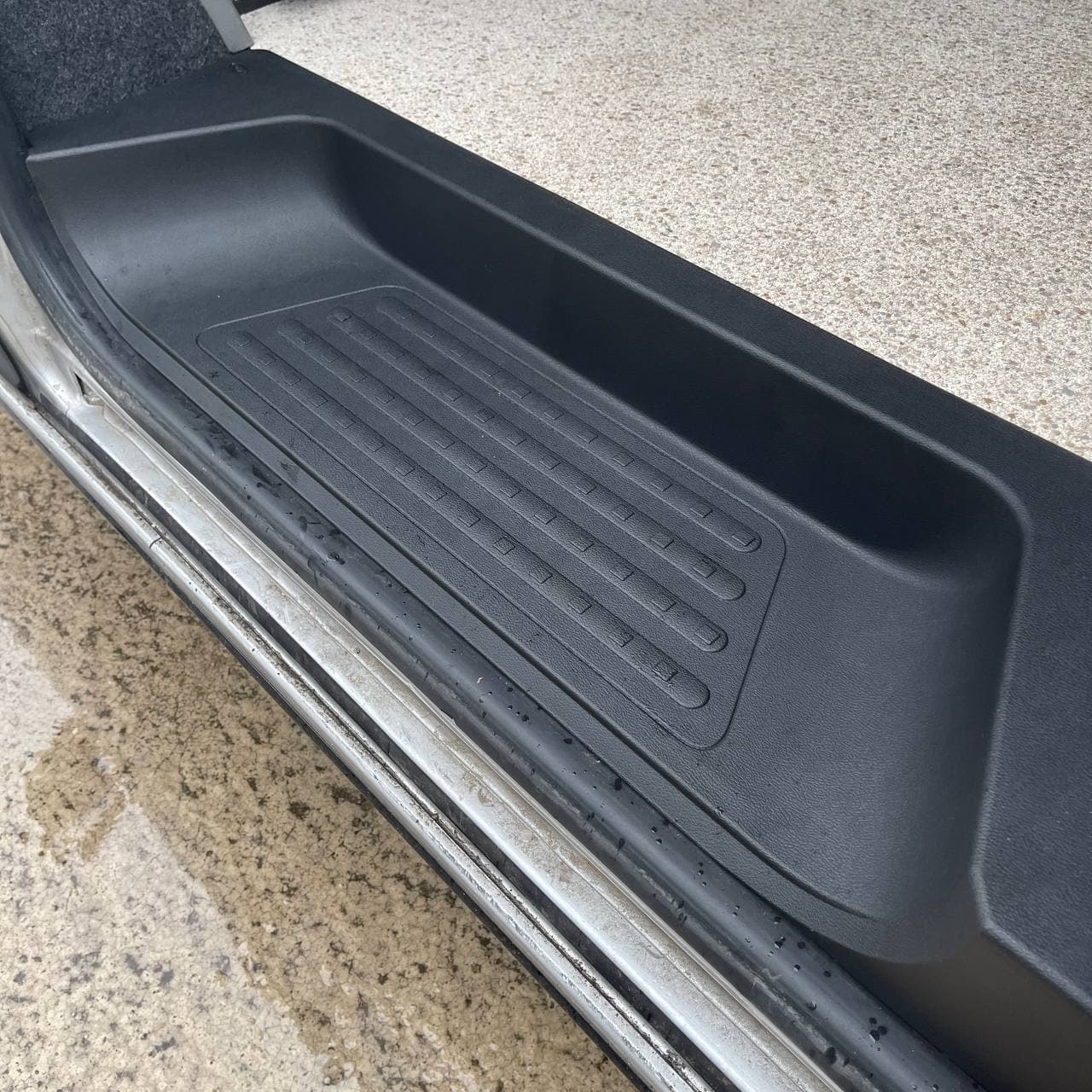 For VW Transporter T6 Side Step V3 – 17mm Deep with Storage Compartment | Van-X