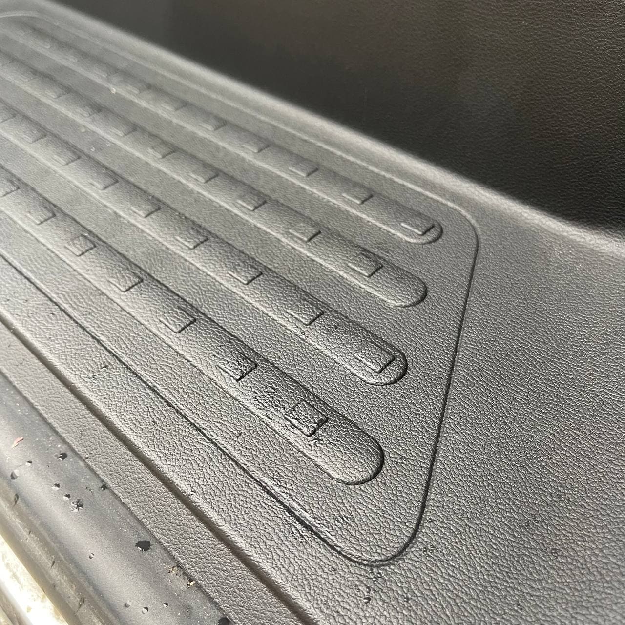 For VW Transporter T6.1 Side Step V3 – 17mm Deep with Storage Compartment | Van-X