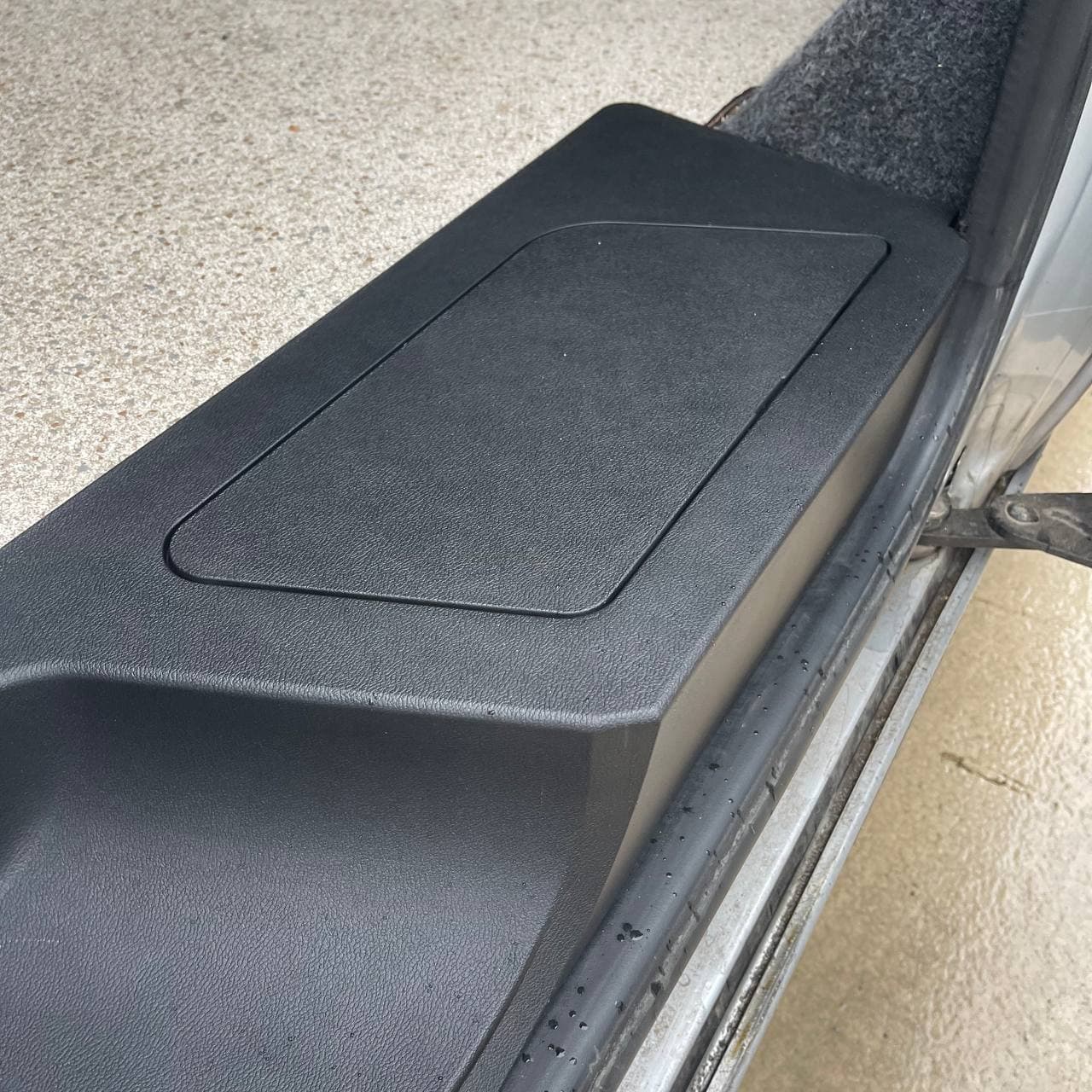 For VW Transporter T6 Side Step V3 – 17mm Deep with Storage Compartment | Van-X