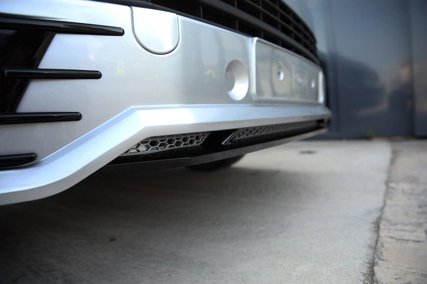 For VW T5.1 Transporter Front Sportline Spoiler & Splitter – T5-X Styling, Painted & Ready to Fit | Van-X