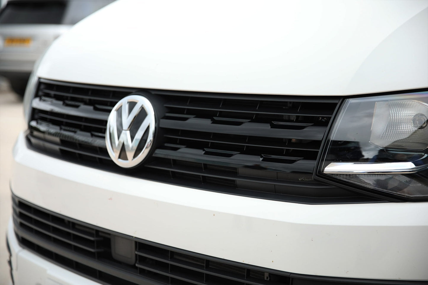 For VW T6 Transporter R-Line Front Grille Trim Kit | Raw Material | Van-X