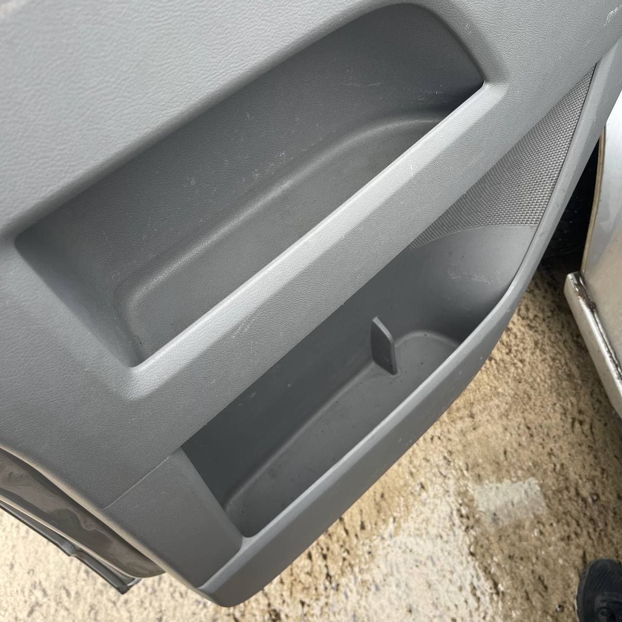 For VW T5, T5.1 Door Pocket Inserts, Rubber, Door Liner (Light Grey) Double Passenger + Driver Interior Styling