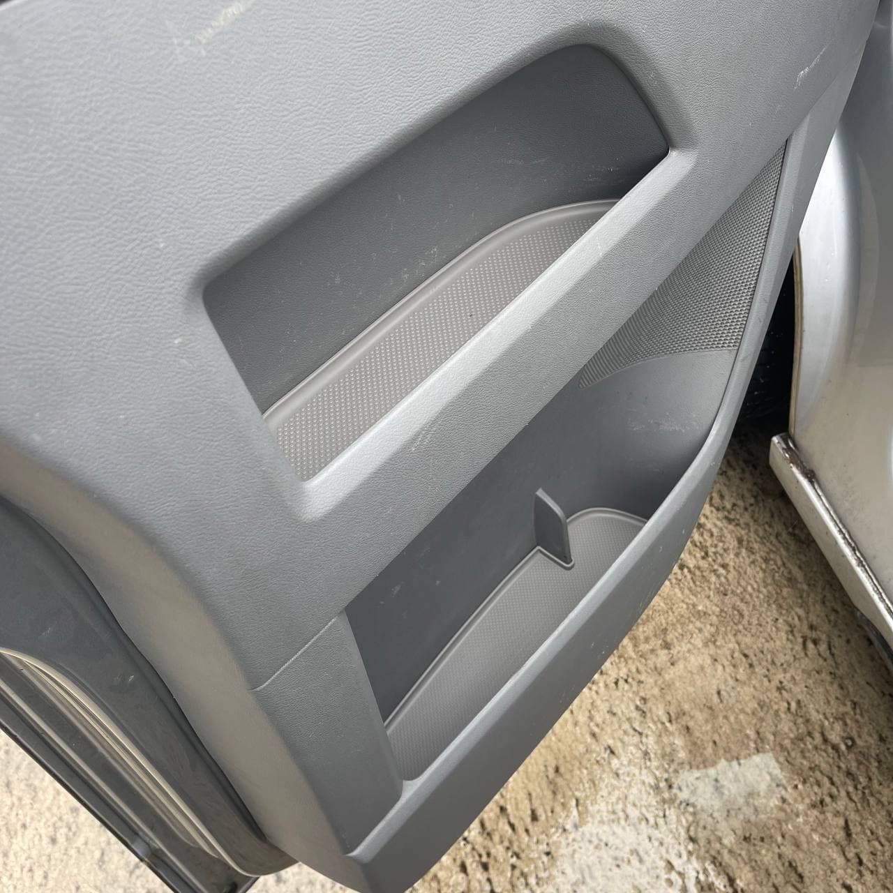 For VW T5, T5.1 Door Pocket Inserts, Rubber, Door Liner (Light Grey) Double Passenger + Driver Interior Styling