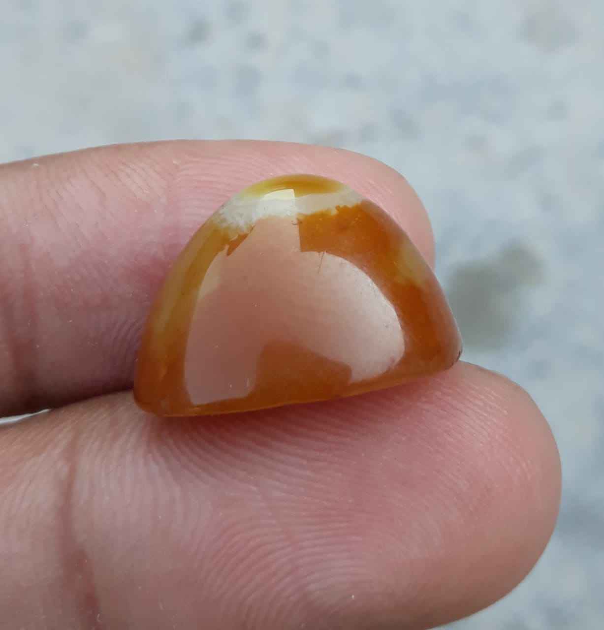 21.2ct Natural Eye Agate For Sale - Aqeeq - Dimension 19x14x12mm