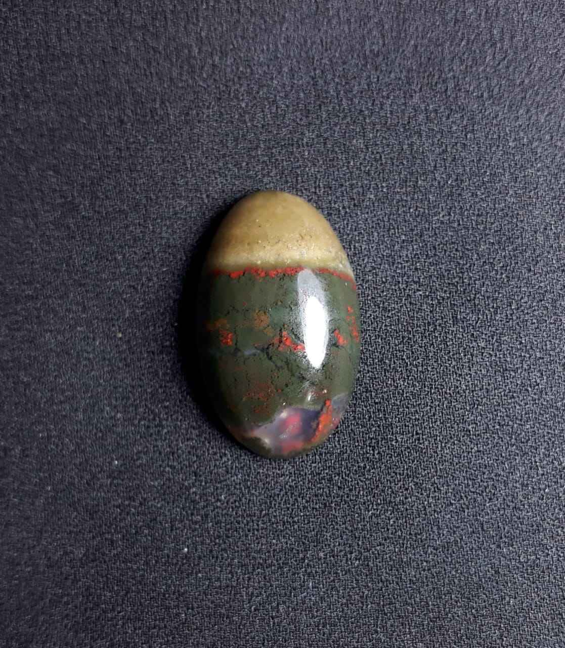 26.5ct Natural High Quality Blood Stone - Heliotrope - Dimension - 27.5mm X 17.2mm