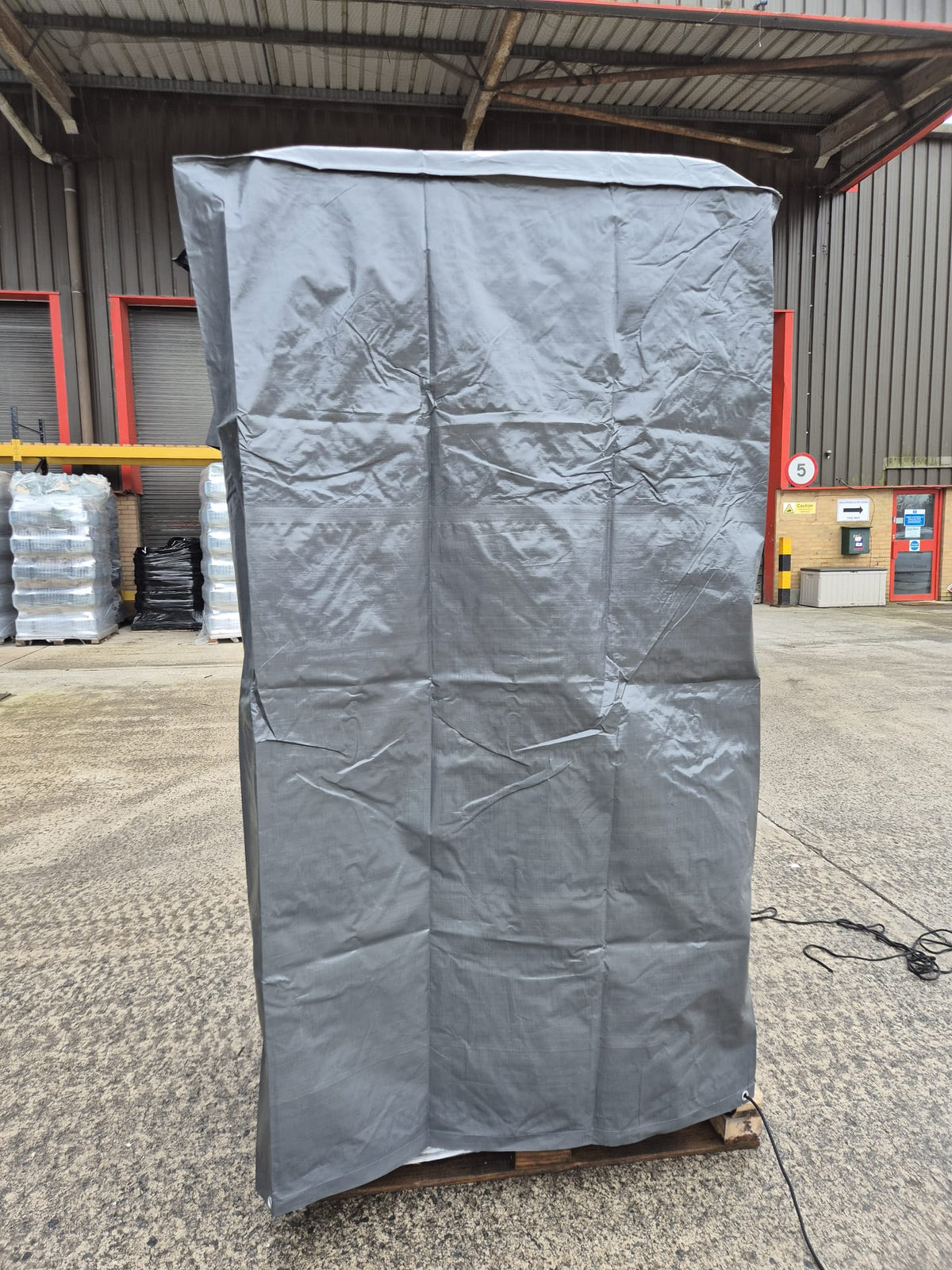 Pallet Bag Covers MEDIUM 1.3M x 1.1M x 2.2M Garden Furniture Cover Outdoor Cover