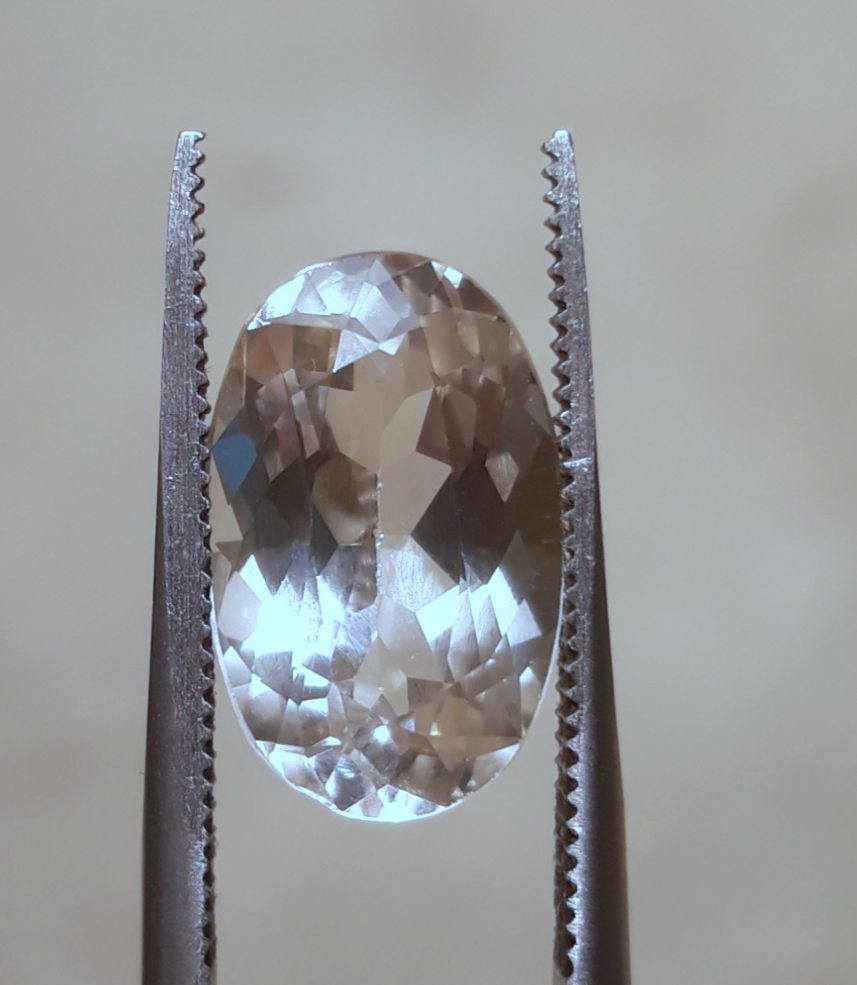 7ct Topaz - Whie Topaz Faceted Gemstone - Novemeber Birthstone - White Pukhraj - 14.5x9.1mm