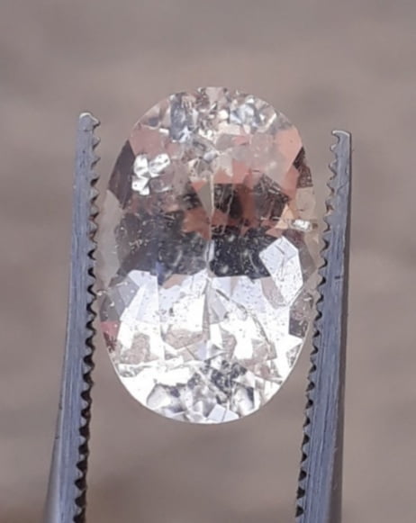 4.7ct Topaz - Whie Topaz Faceted Gemstone - Novemeber Birthstone - White Pukhraj - 13x9mm