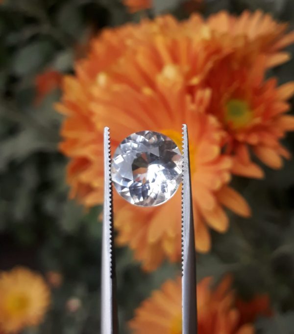 5.4ct Topaz - Whie Topaz Faceted Gemstone - Novemeber Birthstone - White Pukhraj - 11x10.3mm