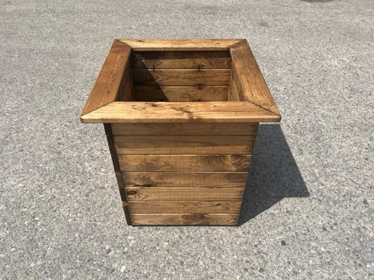 Charles Taylor Trading 1pc Large Windsor Planter Brown