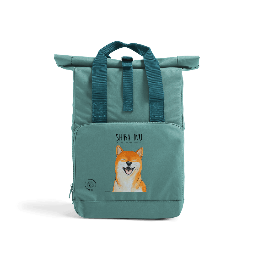 Pack Like a Pro with the Smiling Houdini