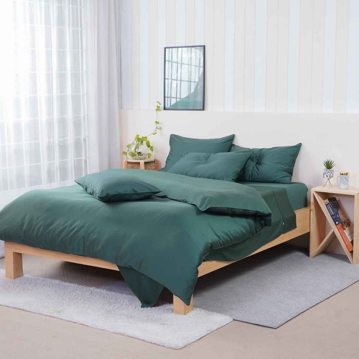 Ackly Bamboo - Royal Green Duvet Cover