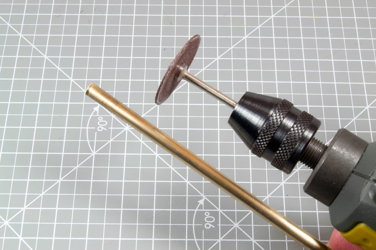 AK Interactive - Brass Pipes 2.8mm, 2 Units (AK9122)