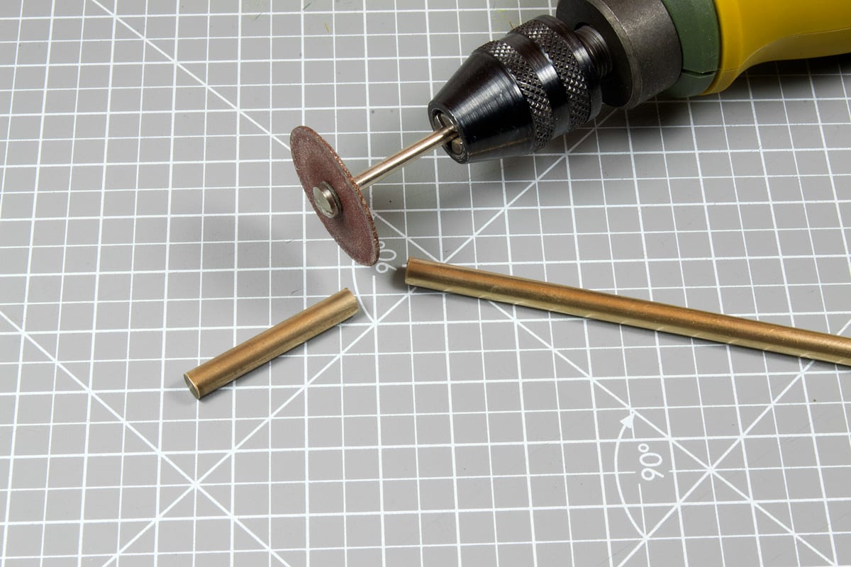 AK Interactive - Brass Pipes 2.8mm, 2 Units (AK9122)