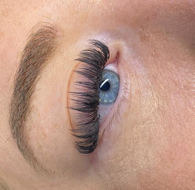 Anime Feather Lash Tray