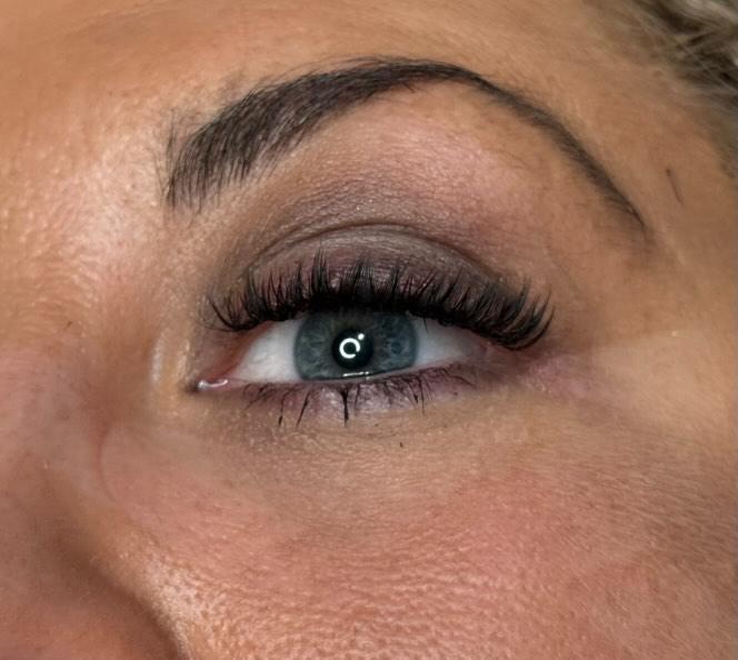 Anime Feather Lash Tray