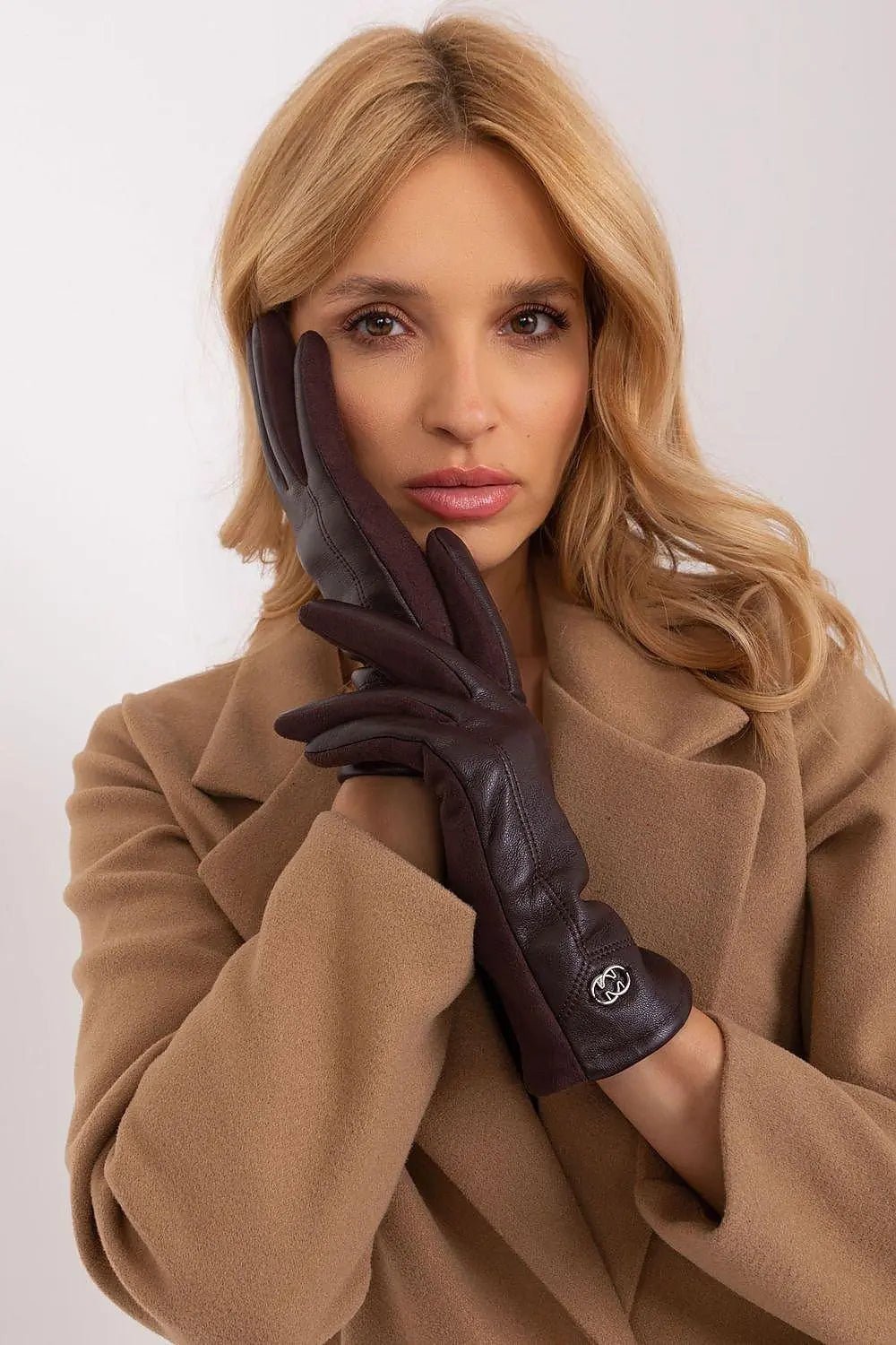 AT Gloves Model 191103 – Elegant Women's Insulated Touchscreen Gloves