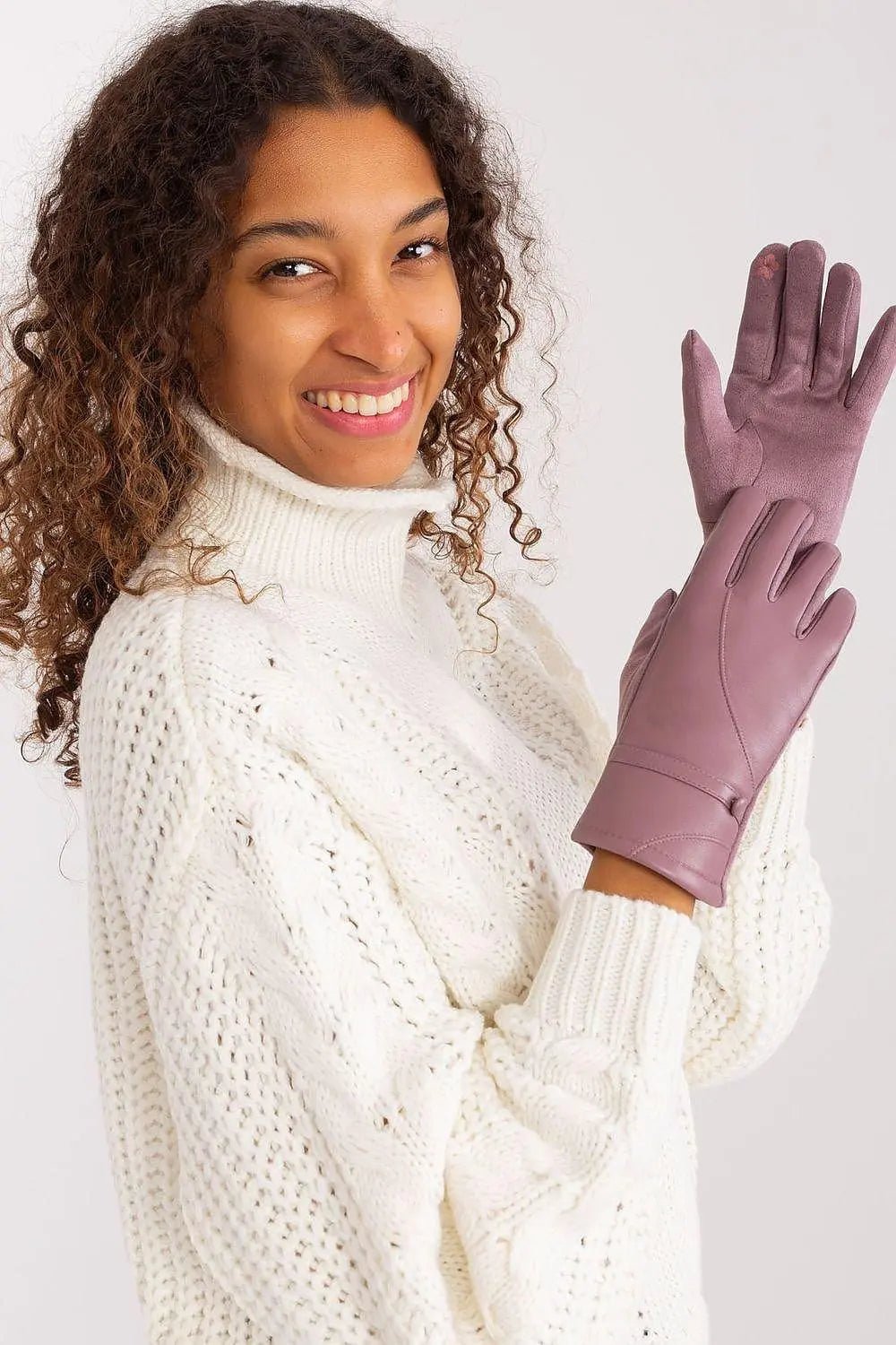 AT Gloves Model 191350 – Durable Grip, Everyday Protection