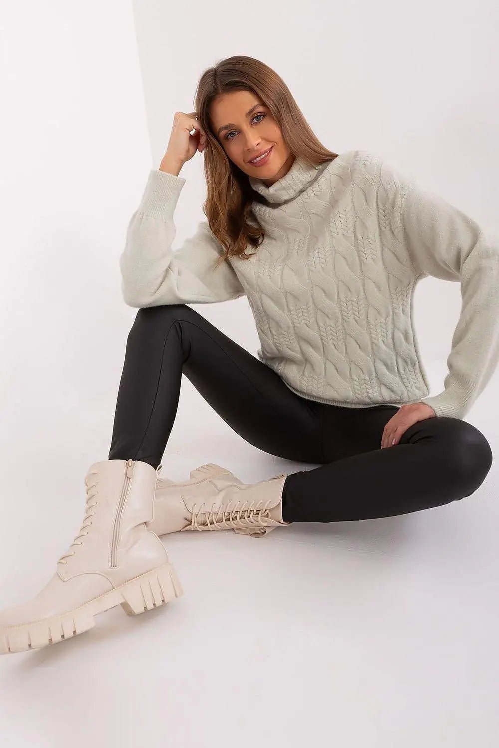 AT high-quality acrylic turtleneck sweater