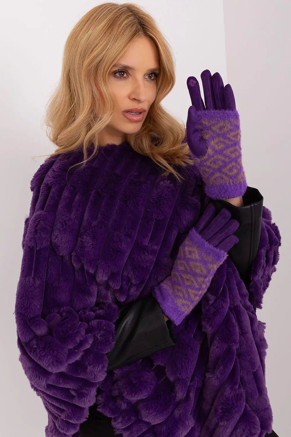 AT Women's Smooth Touchscreen Gloves with Removable Knit Lining