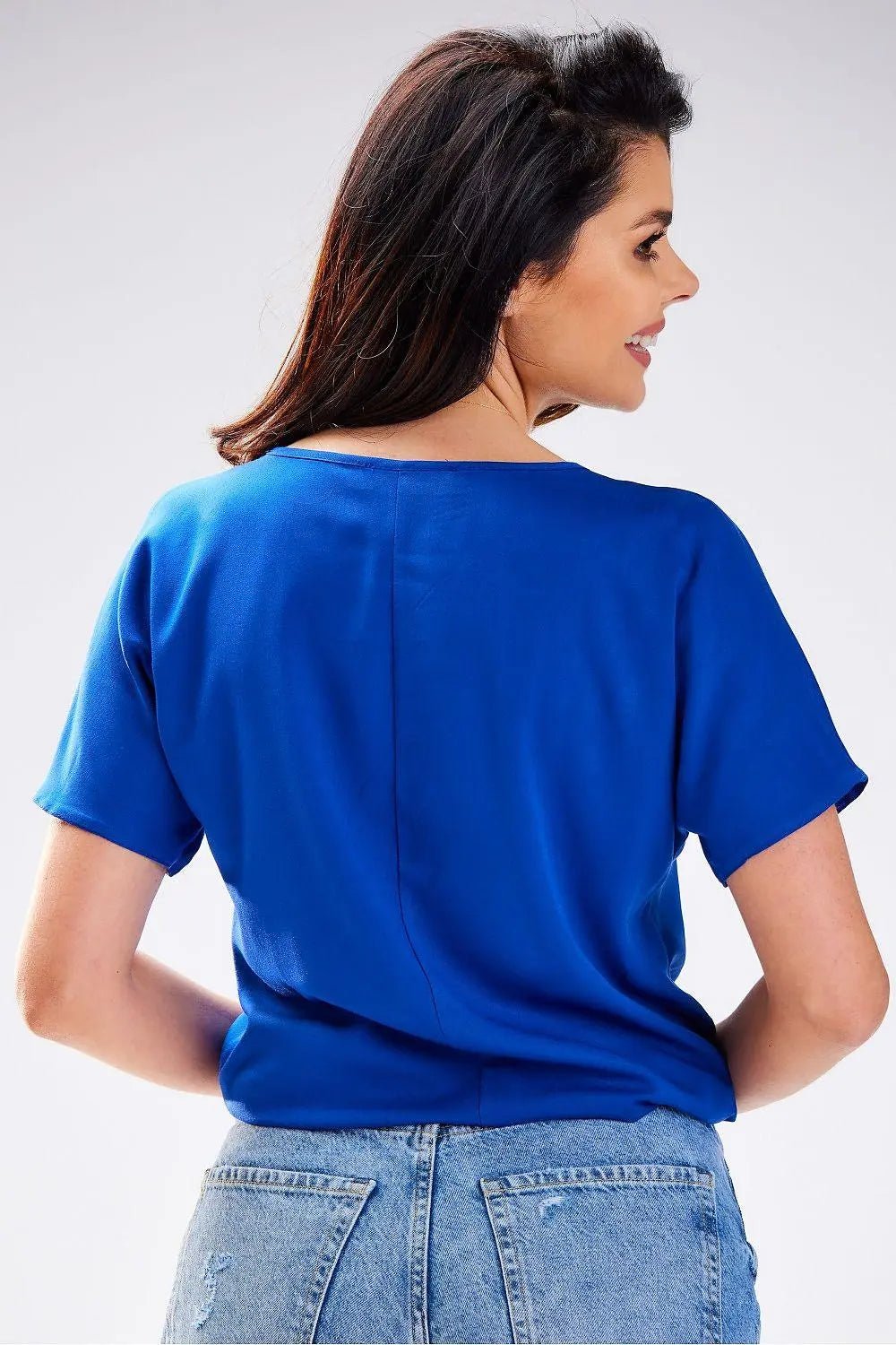 Awama simple cut soft blouse