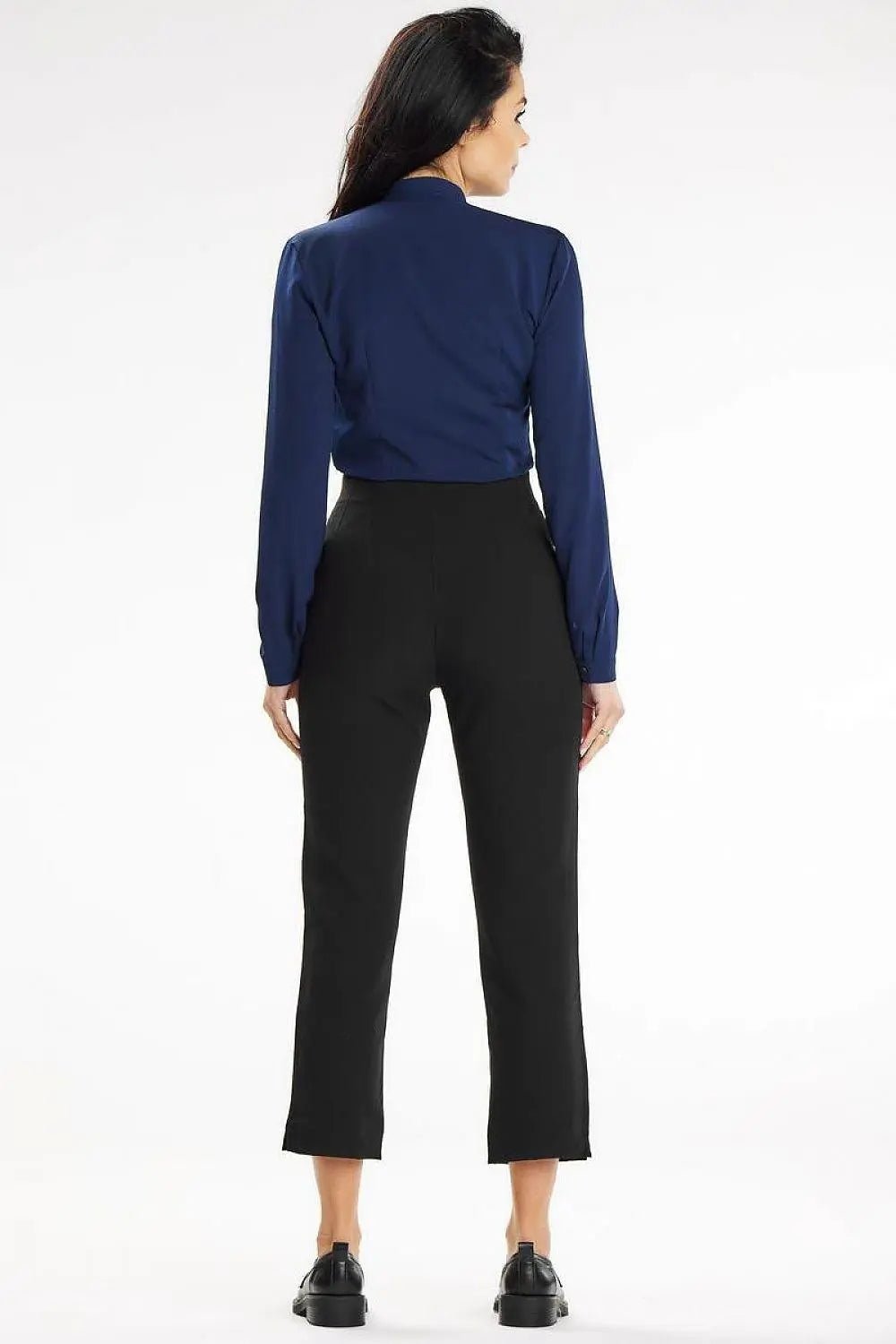 Awama stand-up blouse with long sleeves and a heart neckline