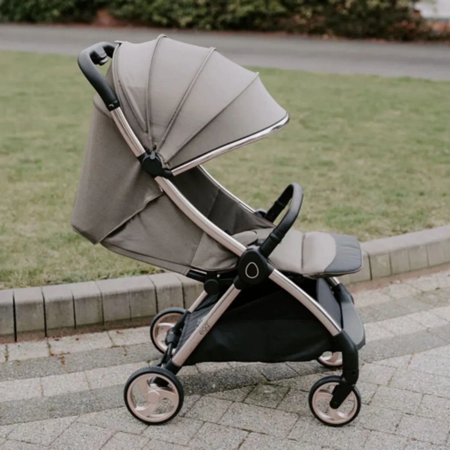 eggZ® Stroller - Chocolate Velvet