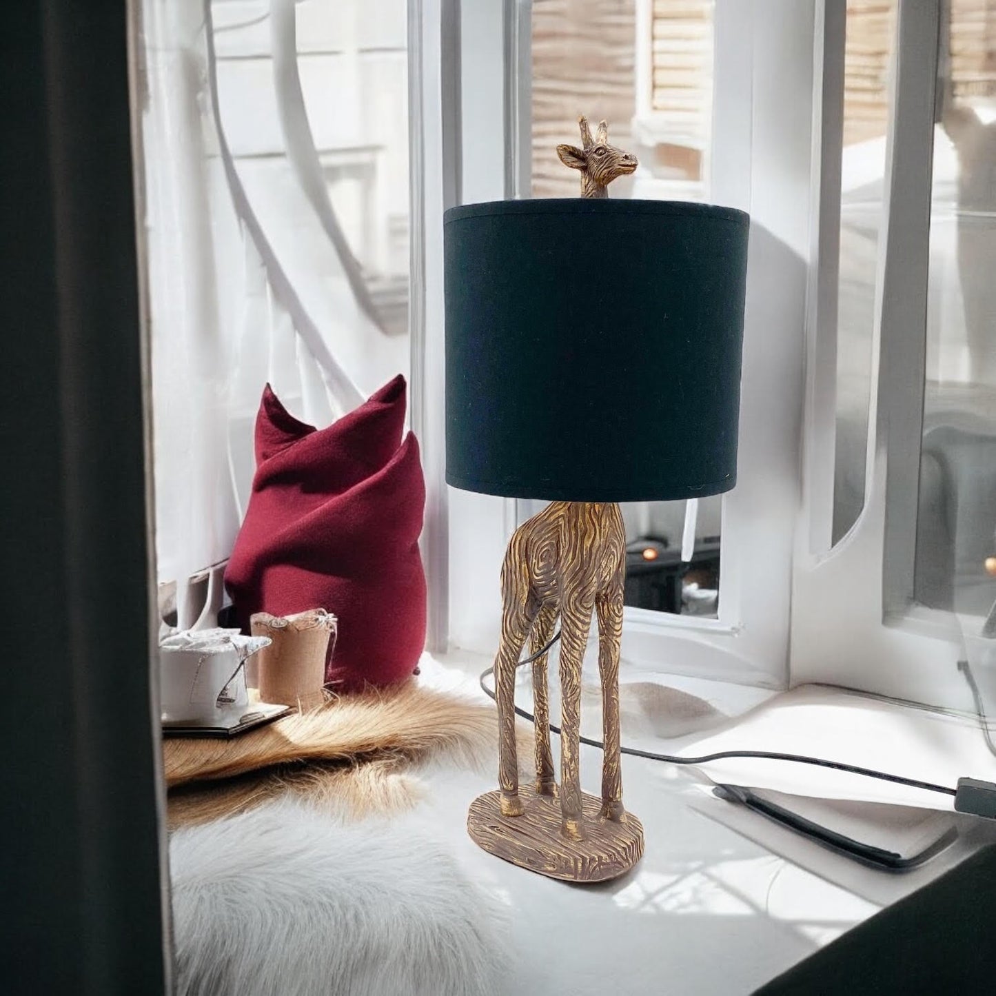 52X20X20CM TABLE LAMP 8" BLACK SHADE