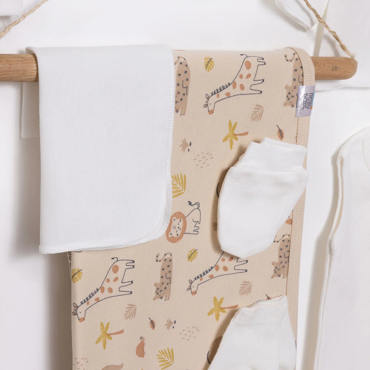 HelloBaby Safari Print 10 Piece Envelope Neck Baby Hospital Bag Set (Newborn)