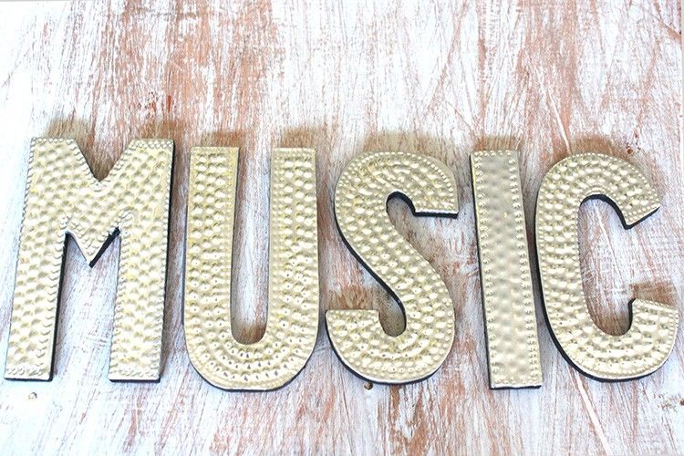 Sm Arty Aluminum Letters - U