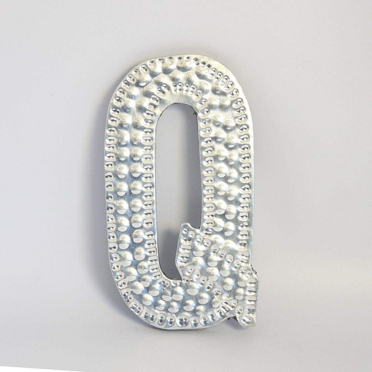 Sm Arty Aluminum Letters - Q