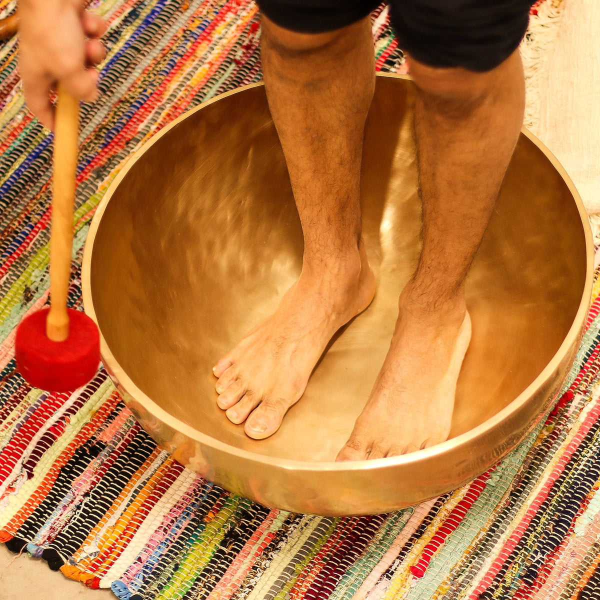 Plain - Huge Vibrational Feet Standing Bowl - 50x20cm - 10.7kg