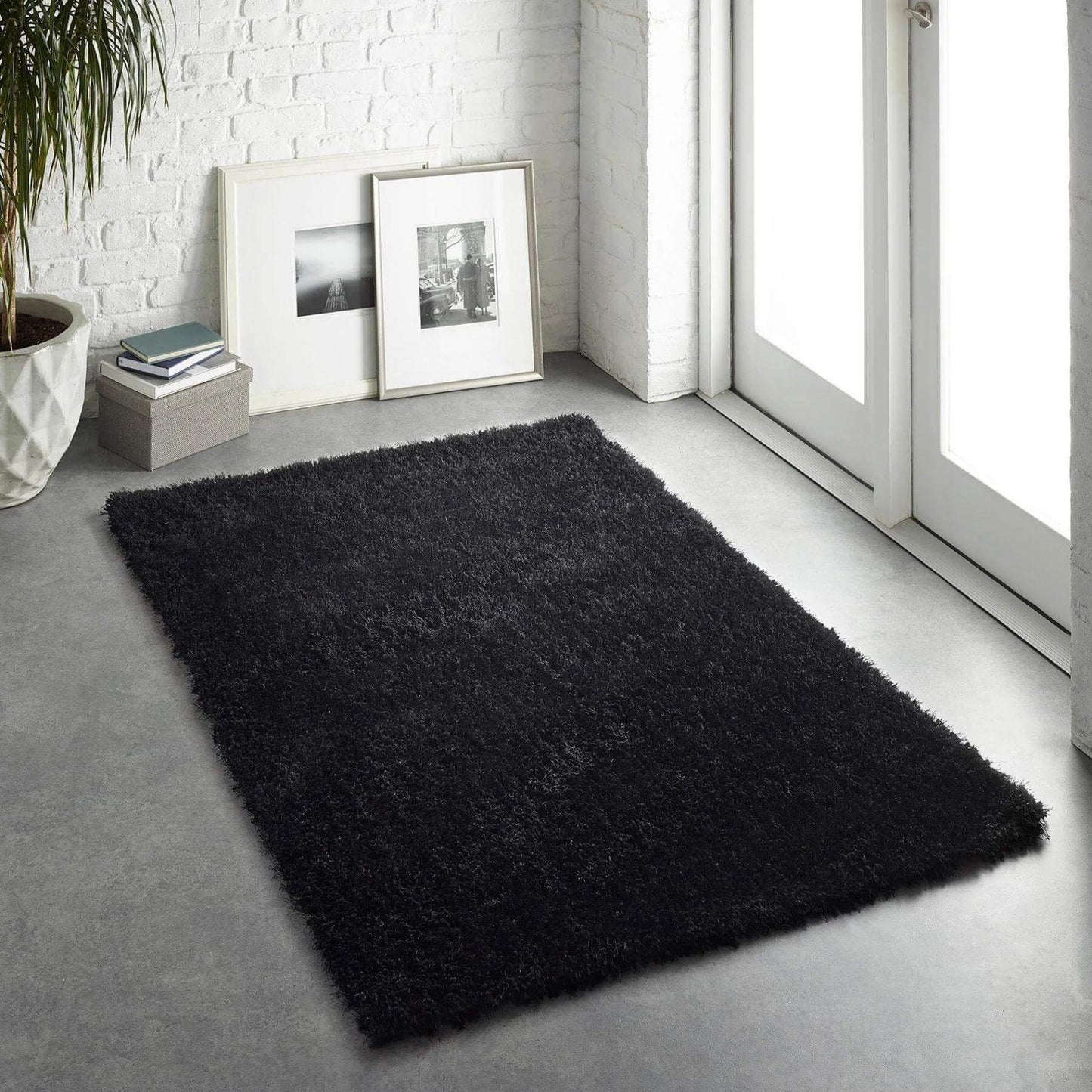 Chicago Black Shaggy Rug
