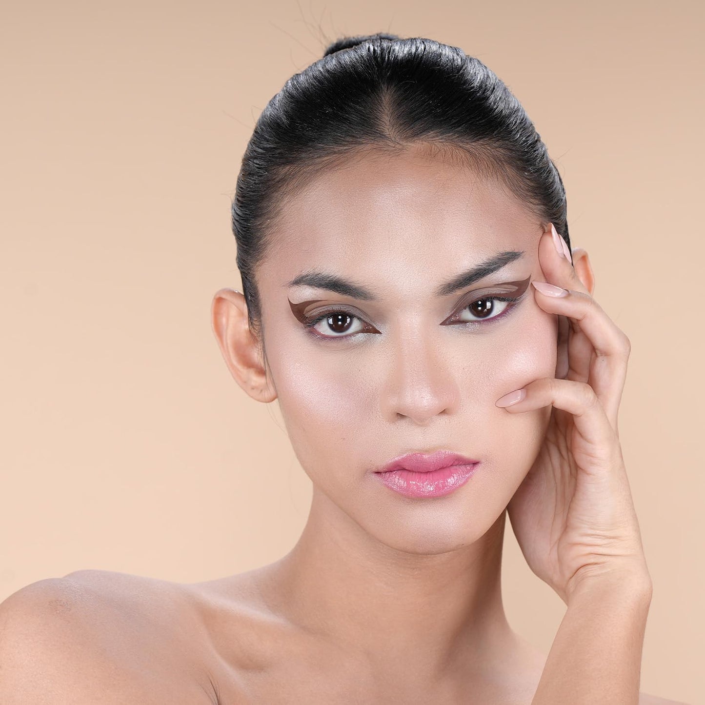 BELLAVITA Black Matte Waterproof Eyeliner | Smudge-Proof | Biotin Enriched