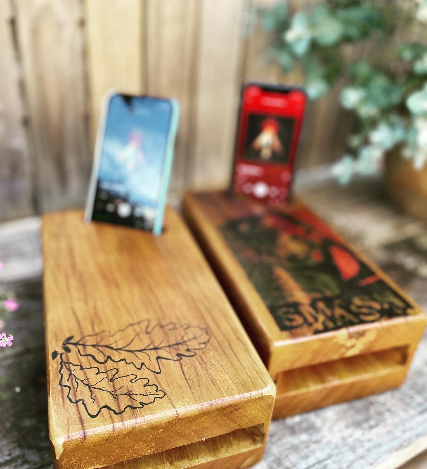 Bespoke Iroko Acoustic Speaker for Smart Phones