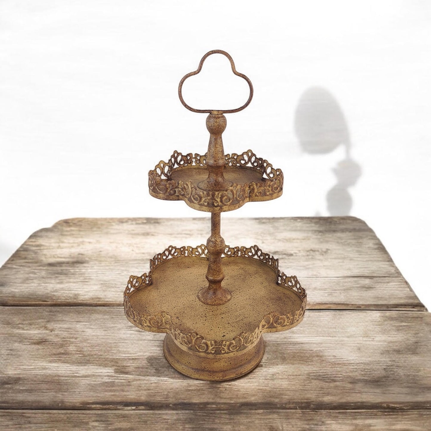 48CM RUSTY METAL 2 TIER CAKE STAND