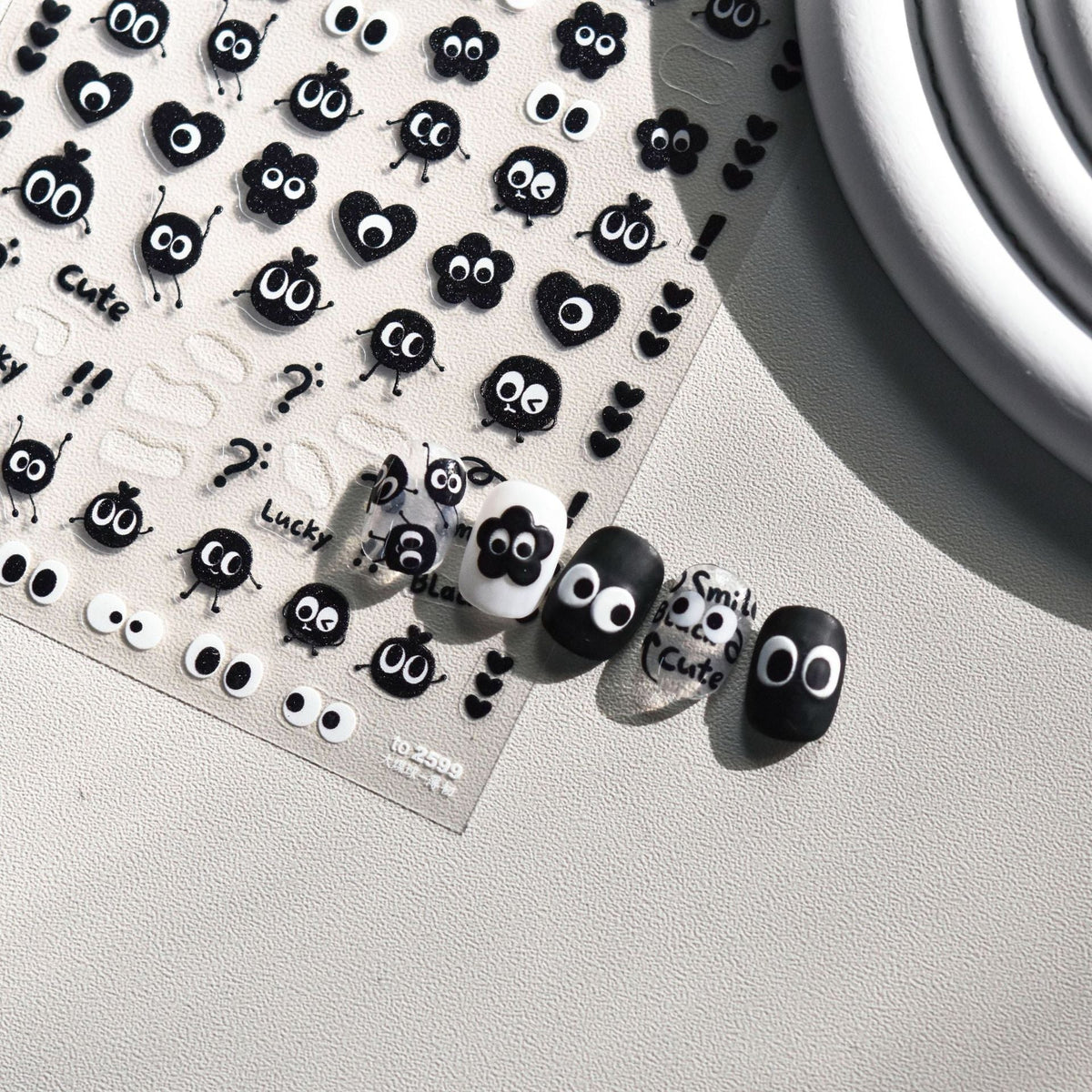 Hello Claws | Black Dot Nail Deco Sticker