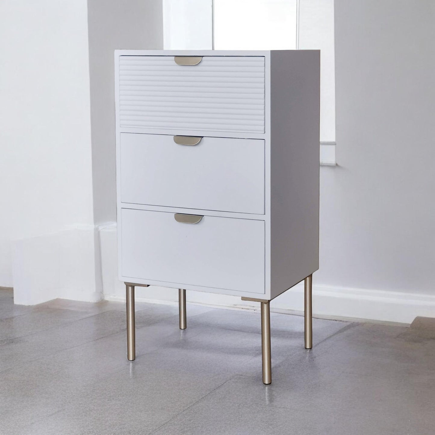 75CM WHITE WOODEN 3 DRAWER CHEST OF DRAWER