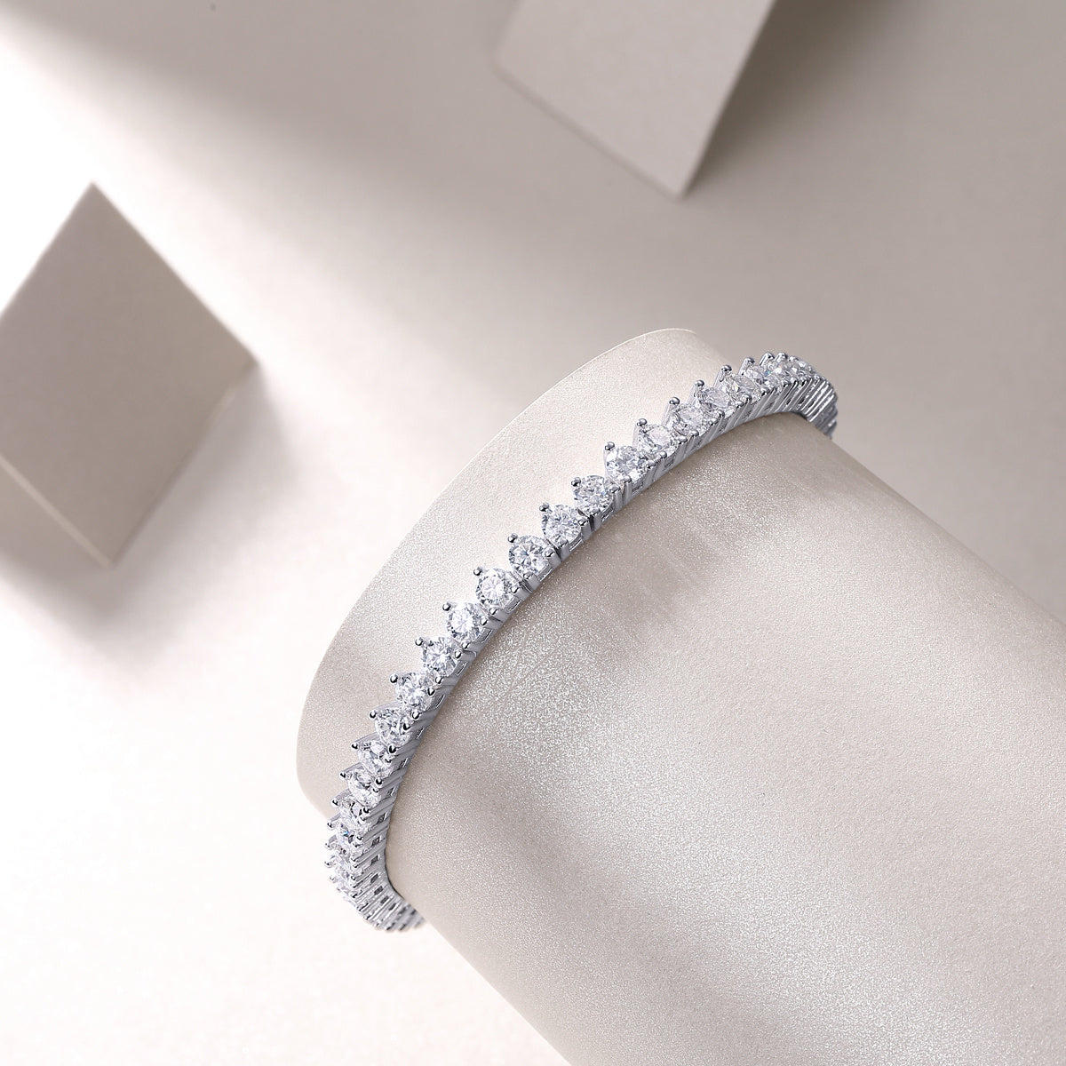 Mark Luxury Fashion Mosan Diamond S925 Silver Bracelet Comparable To Natural Diamonds