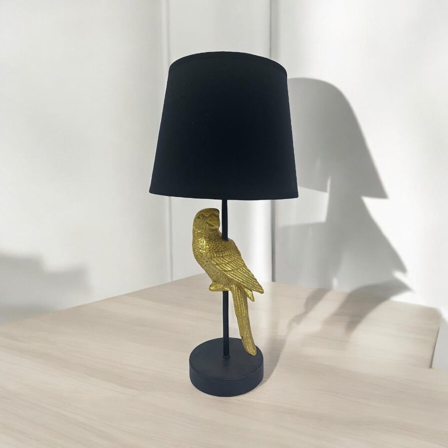 47X22X22M TABLE LAMP 9" BLACK SHADE