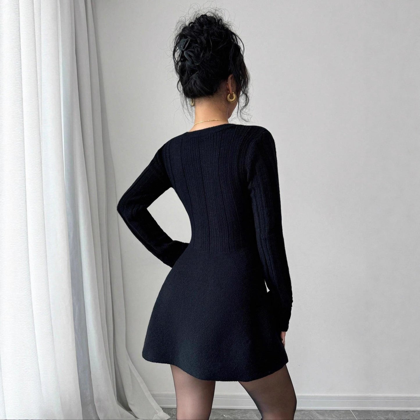 Women's Solid-Color V-Neck Knitted Dress