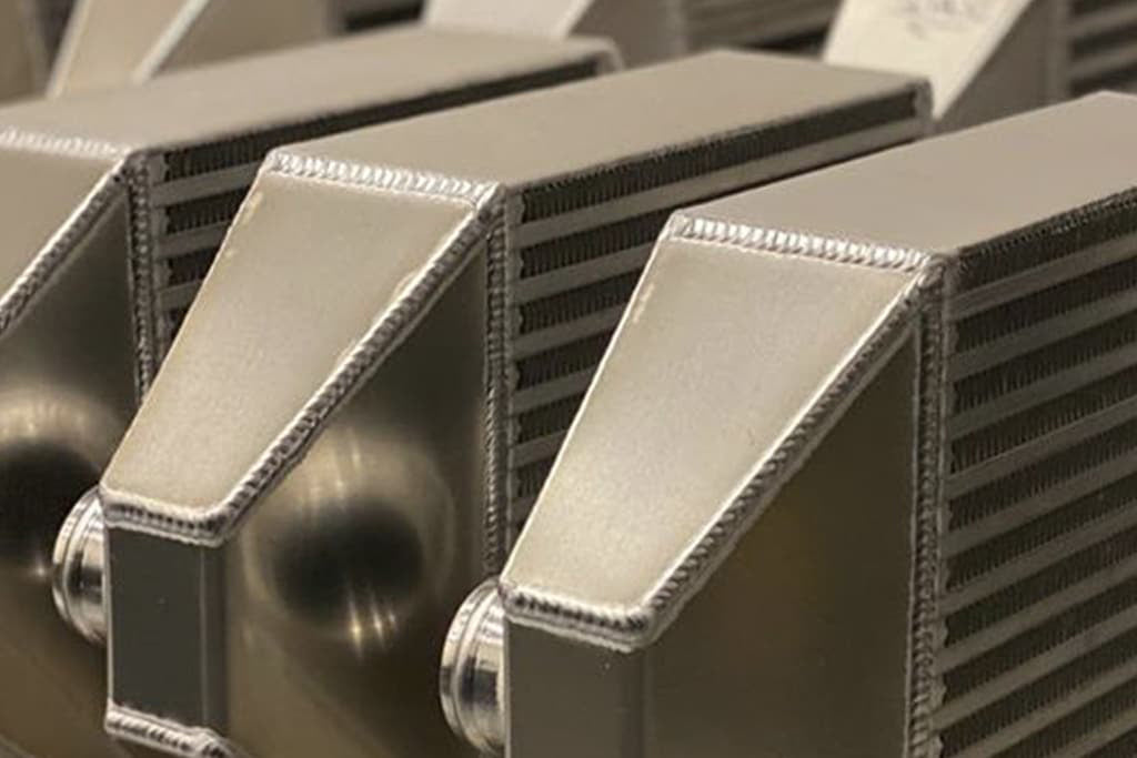 CSF The MAGNUM 1000HP+ Intercooler Core 18X12x6 Bar & Plate design