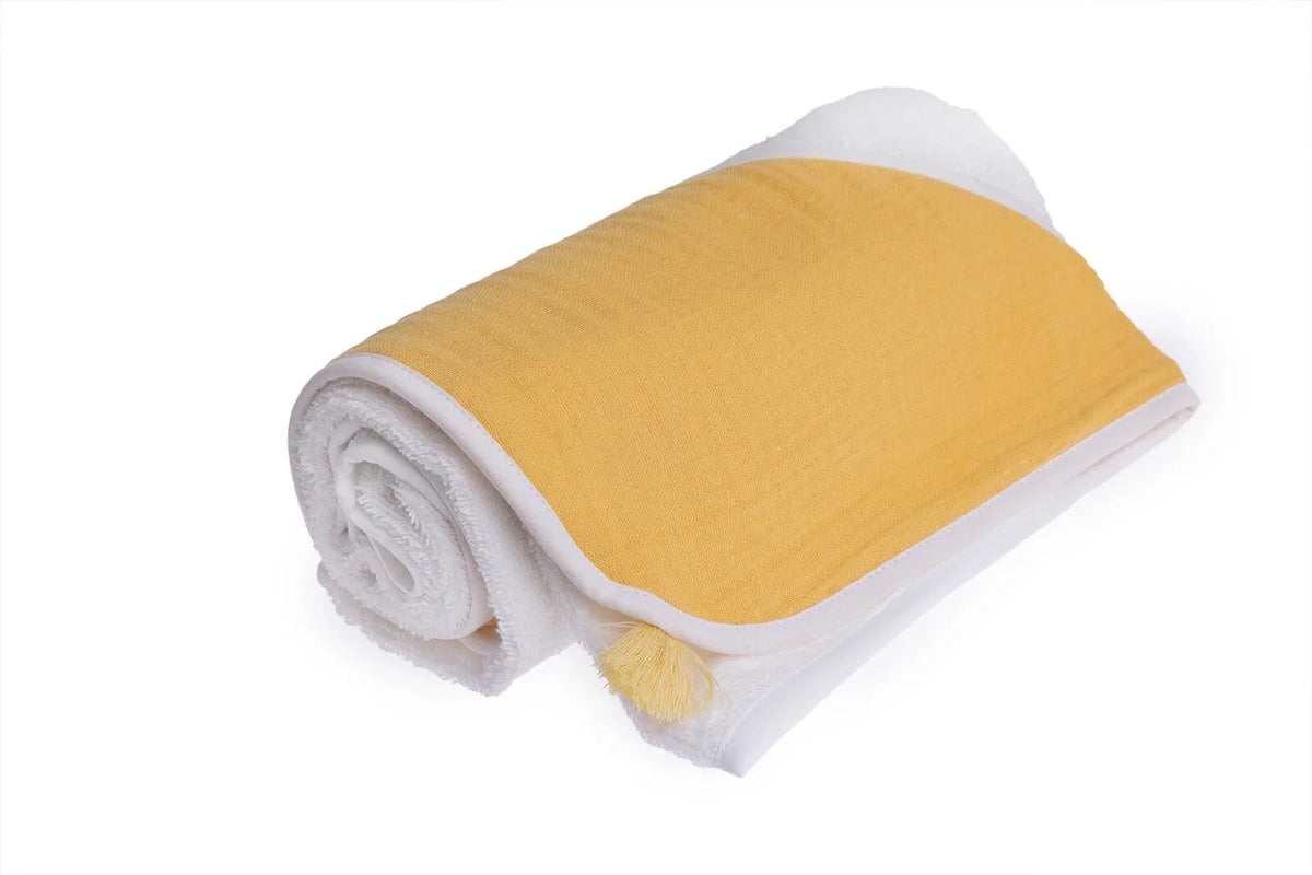 Mollia Baby Bath Towel (75 x 75 cm)