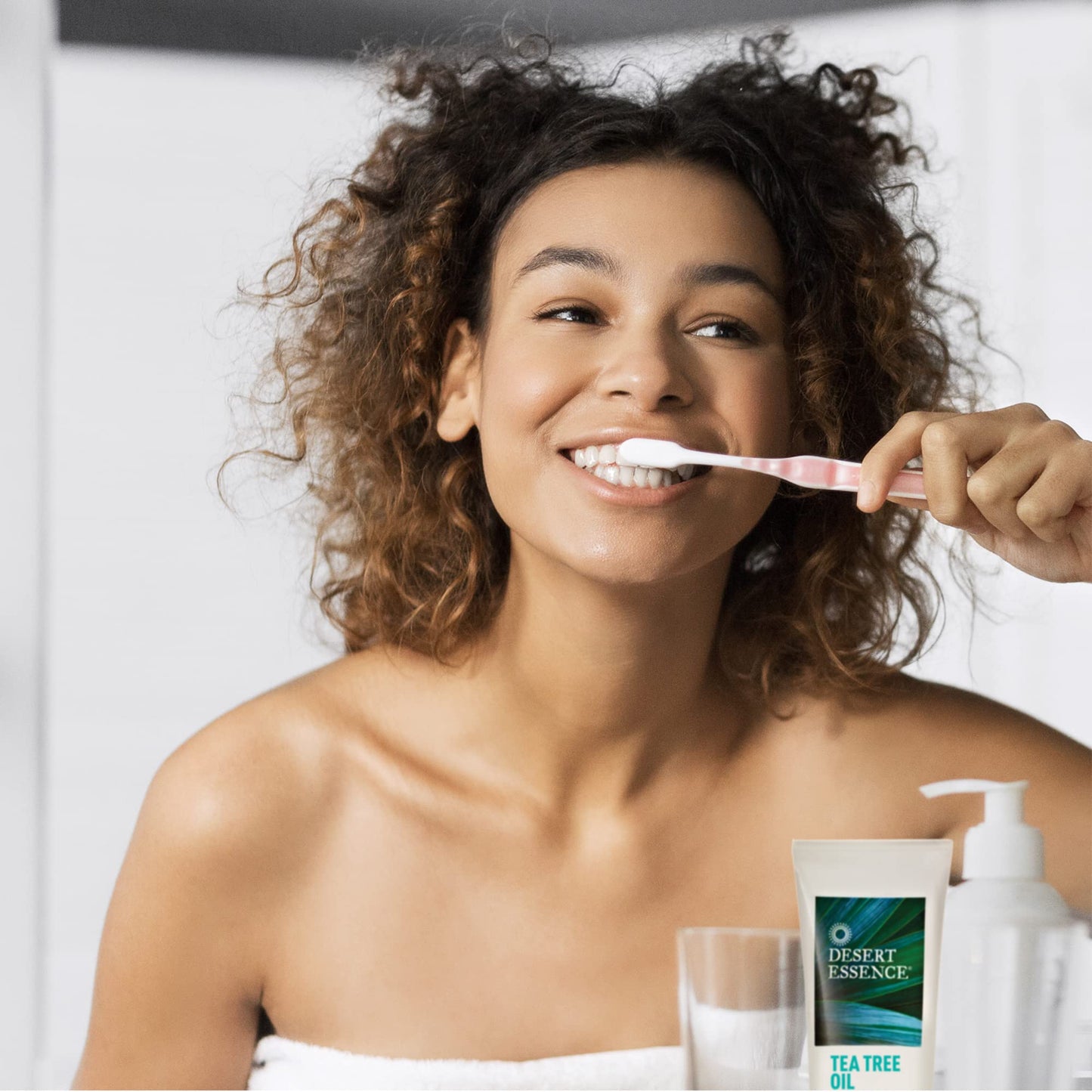 Desert Essence Tea Tree Oil & Neem Toothpaste – Wintergreen, 6.25 oz, Pack of 3