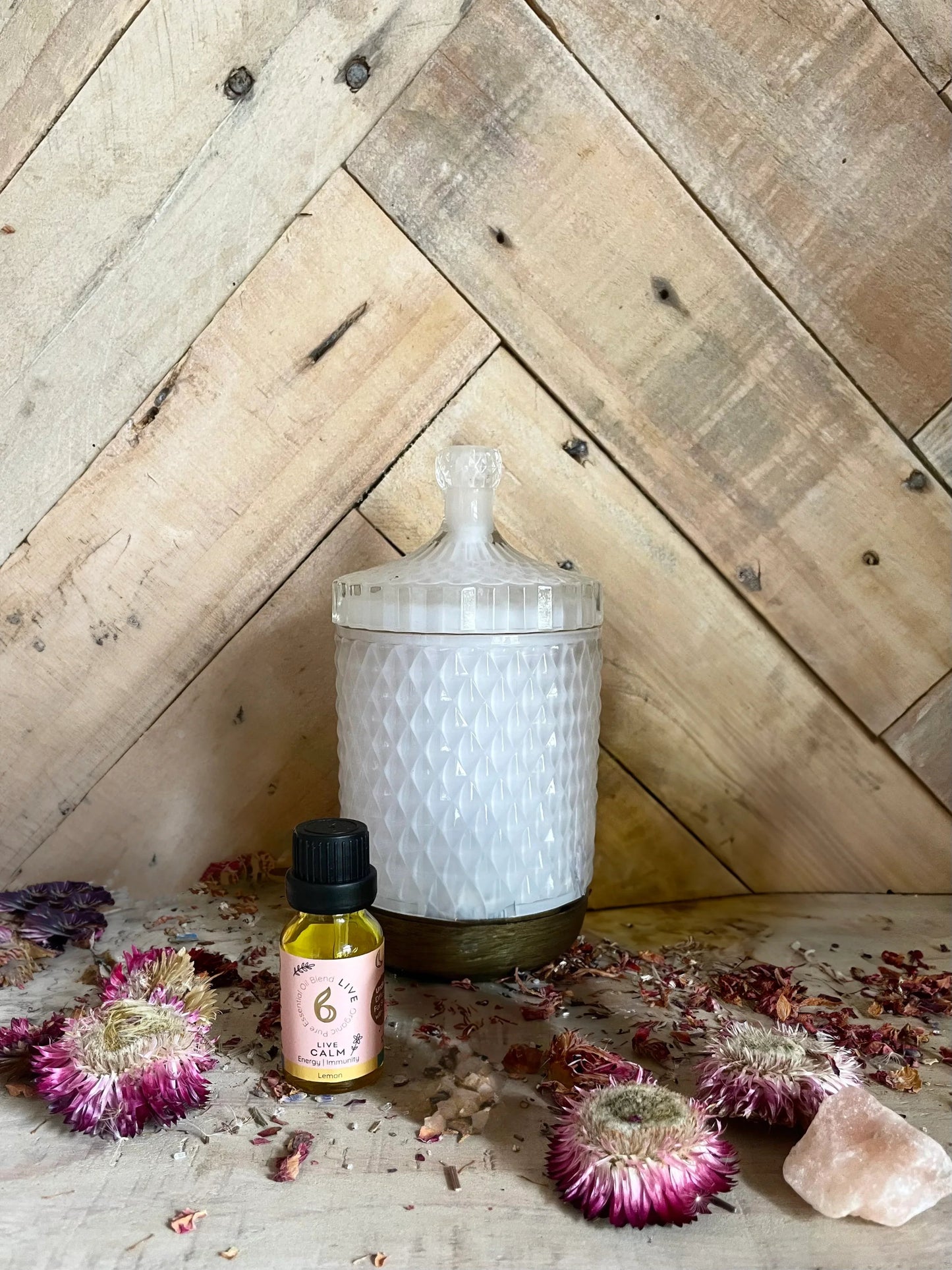 Aroma Diffuser with Live Calm Blended Essential Oil