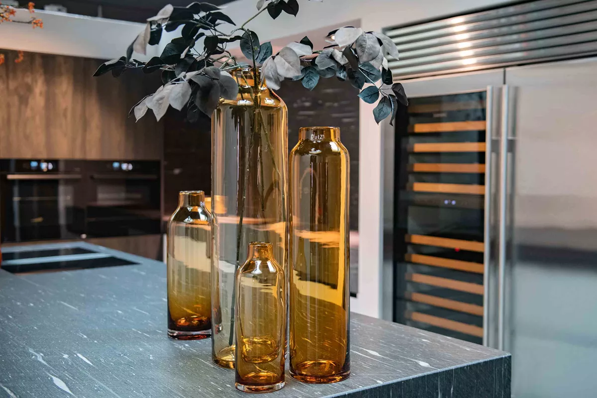 LONGO Vase - AMBER Colour by DutZ